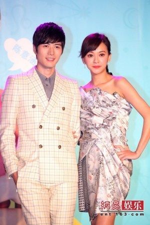 瞿玮老婆是模特出身,也是女中音歌手,郭燕代表